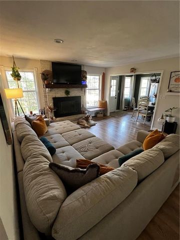 317 Jones Avenue, Warrensburg, MO 64093