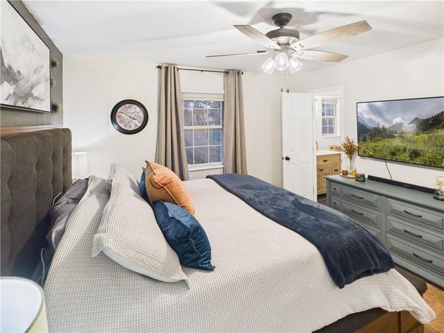 317 Jones Avenue, Warrensburg, MO 64093