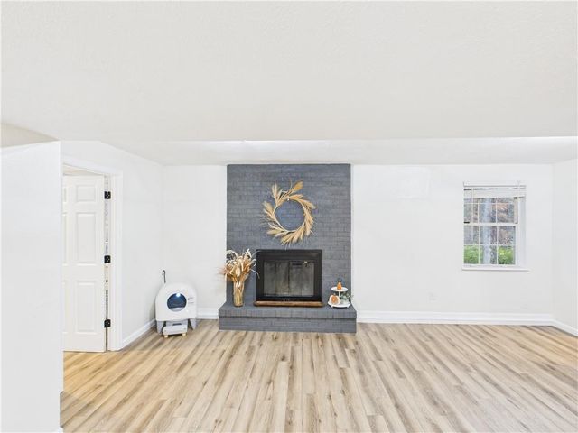 317 Jones Avenue, Warrensburg, MO 64093