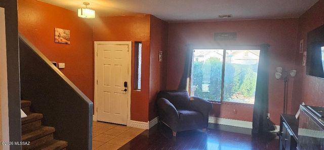 8318 S Hunnic Drive, Tucson, AZ 85747