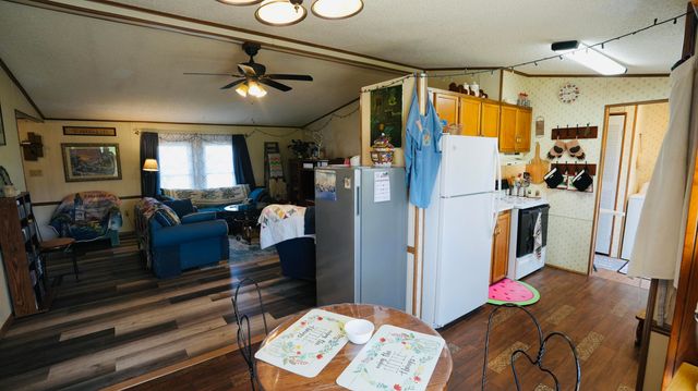 511 W Vine Street, North Judson, IN 46366