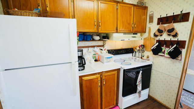 511 W Vine Street, North Judson, IN 46366