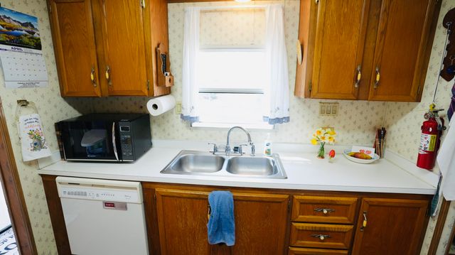 511 W Vine Street, North Judson, IN 46366