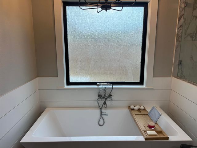 123 Carriage Court, White Hall, AR 71602