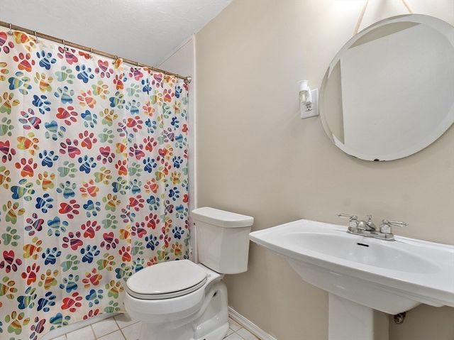 295 Pawtucket Blvd 7, Lowell, MA 01854