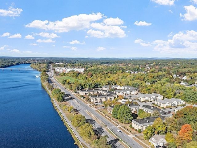 295 Pawtucket Blvd 7, Lowell, MA 01854