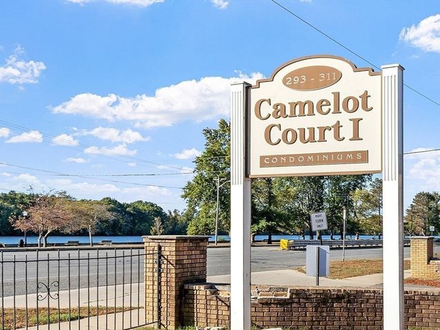 295 Pawtucket Blvd 7, Lowell, MA 01854