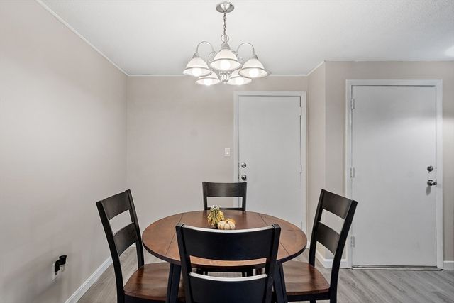 295 Pawtucket Blvd 7, Lowell, MA 01854