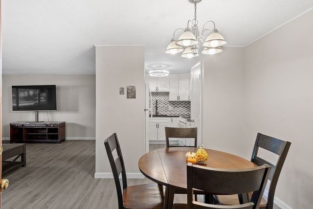 295 Pawtucket Blvd 7, Lowell, MA 01854
