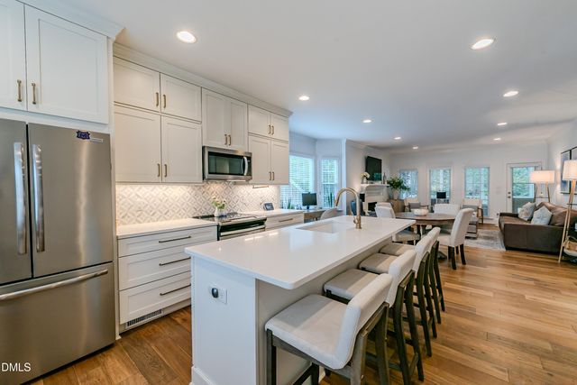 7625 Pinewild Court, Raleigh, NC 27615