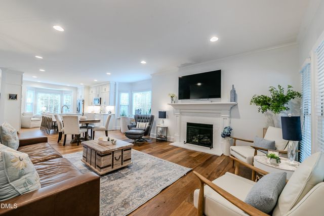 7625 Pinewild Court, Raleigh, NC 27615