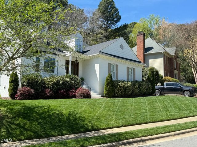 7625 Pinewild Court, Raleigh, NC 27615