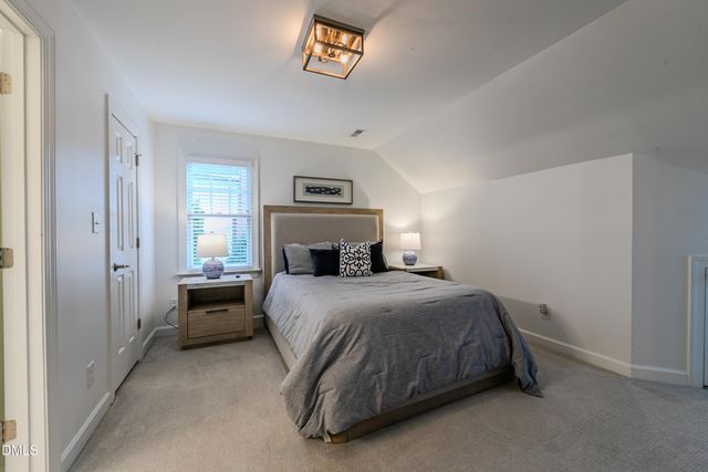7625 Pinewild Court, Raleigh, NC 27615
