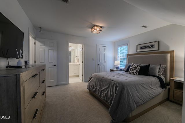 7625 Pinewild Court, Raleigh, NC 27615