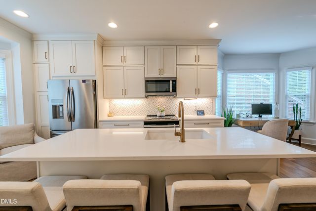 7625 Pinewild Court, Raleigh, NC 27615