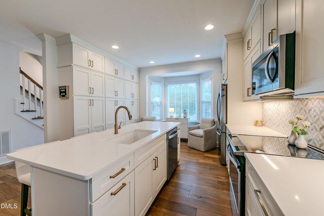 7625 Pinewild Court, Raleigh, NC 27615