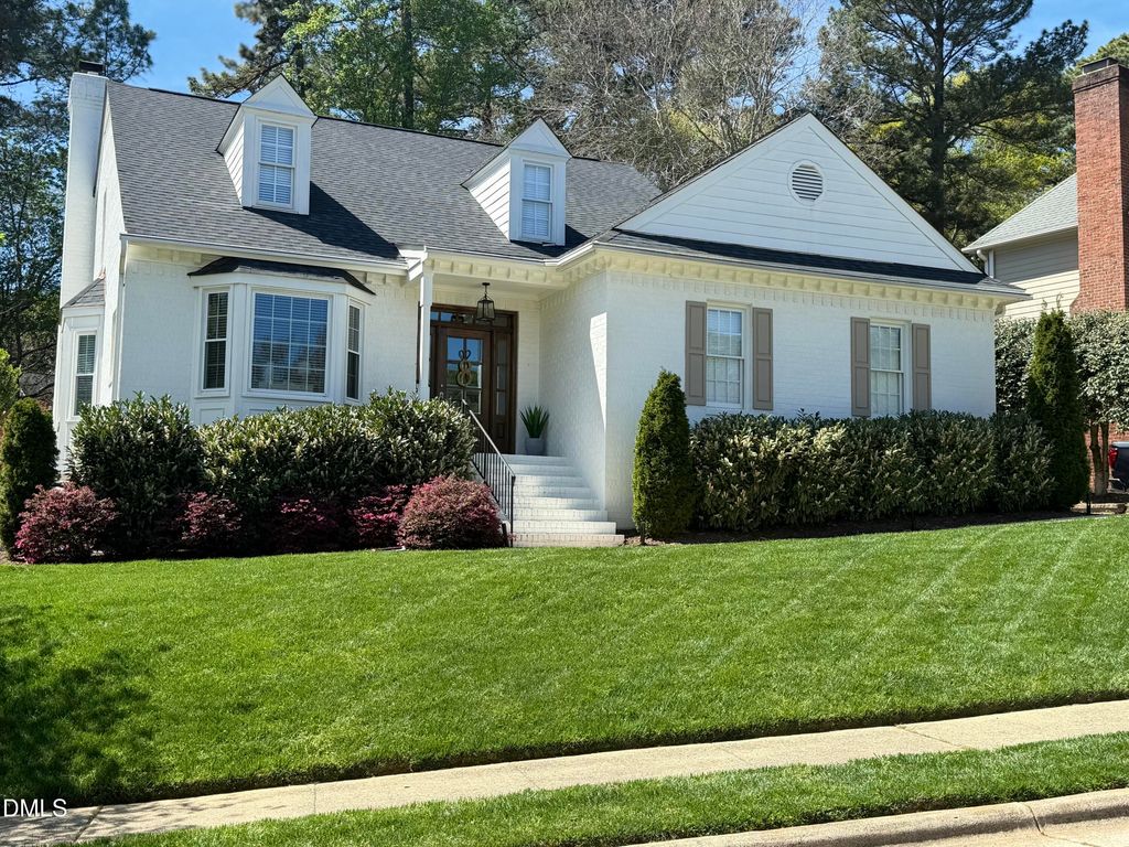 7625 Pinewild Court, Raleigh, NC 27615