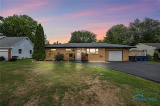 2451 Eastgate Road, Toledo, OH 43614