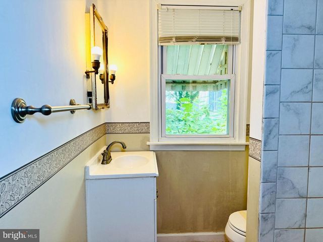 115 EDISON RD, Cherry Hill, NJ 08034