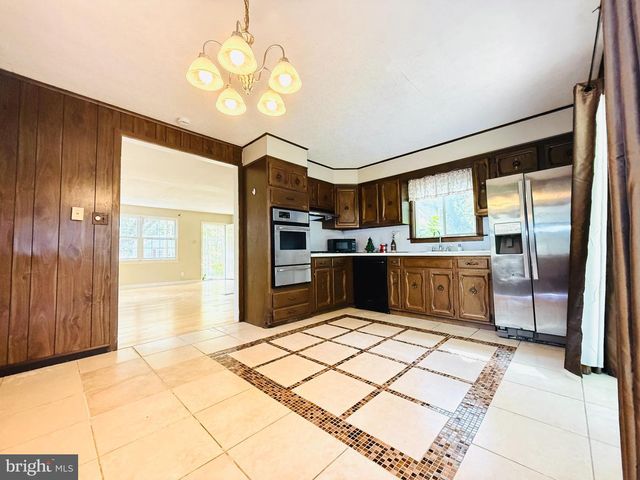 115 EDISON RD, Cherry Hill, NJ 08034