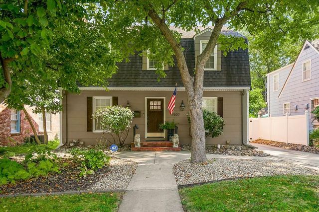 7507 Walnut Street, Kansas City, MO 64114
