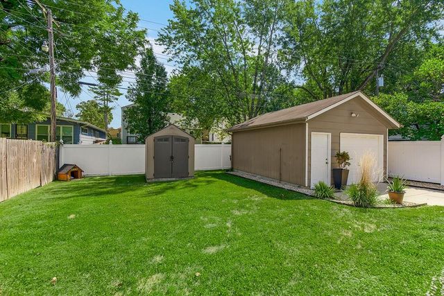 7507 Walnut Street, Kansas City, MO 64114