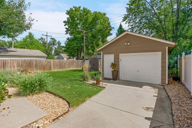 7507 Walnut Street, Kansas City, MO 64114