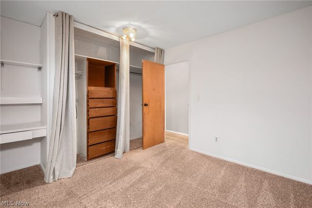 540 Crossbrook Drive, Berea, OH 44017