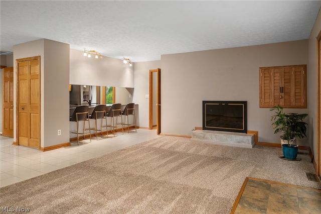 540 Crossbrook Drive, Berea, OH 44017