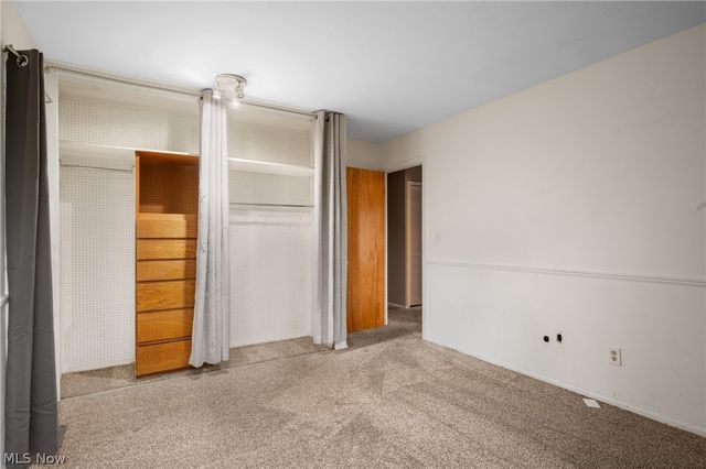 540 Crossbrook Drive, Berea, OH 44017