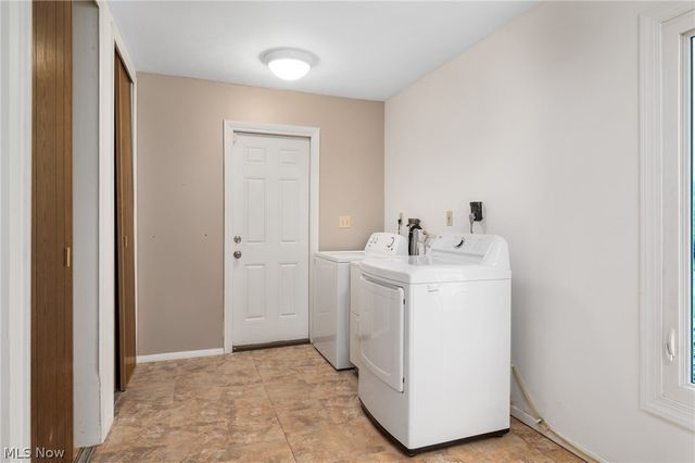 540 Crossbrook Drive, Berea, OH 44017
