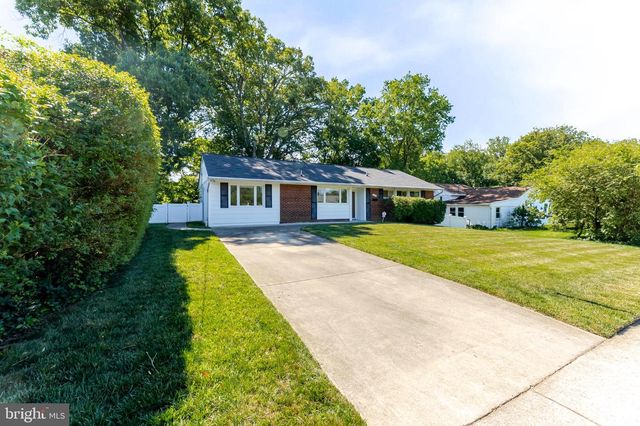 5825 ATTEENTEE RD, Springfield, VA 22150
