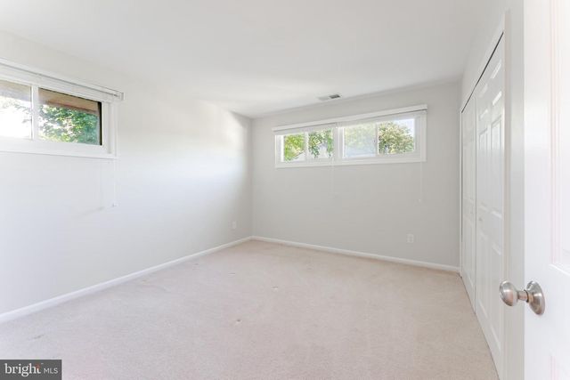 5825 ATTEENTEE RD, Springfield, VA 22150
