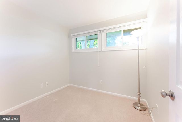 5825 ATTEENTEE RD, Springfield, VA 22150