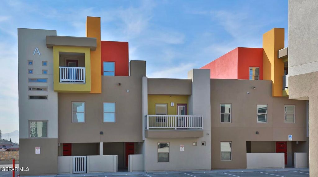 410 THORN 27, El Paso, TX 79912