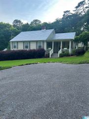 506 ROCKRIDGE AVENUE, Trussville, AL 35173