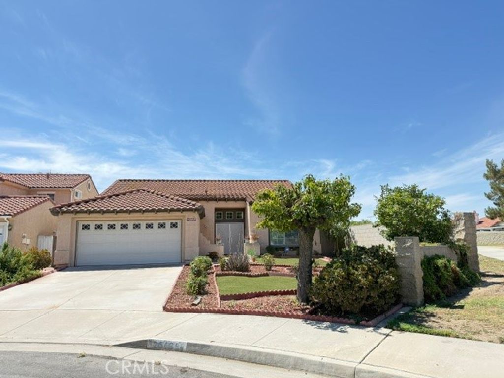 25625 Sierra Bello Court, Moreno Valley, CA 92551