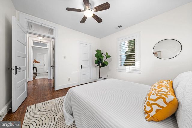 2000 N CULPEPER ST, Arlington, VA 22207