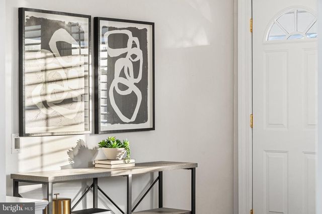 2000 N CULPEPER ST, Arlington, VA 22207