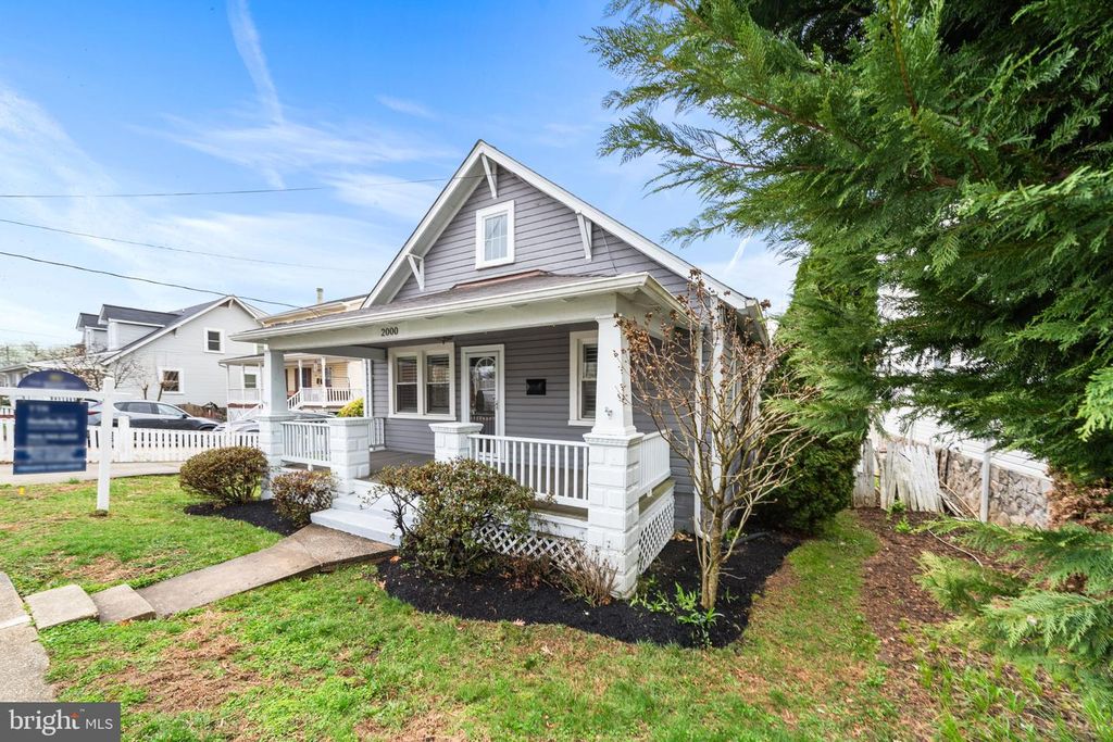 2000 N CULPEPER ST, Arlington, VA 22207