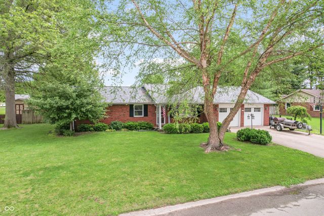 437 Schleter Court, Seymour, IN 47274