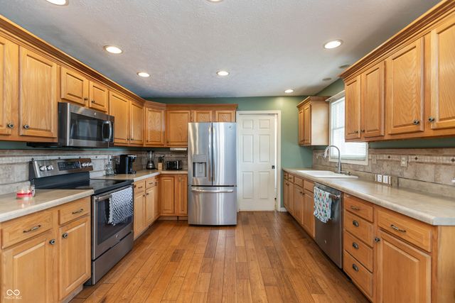 437 Schleter Court, Seymour, IN 47274