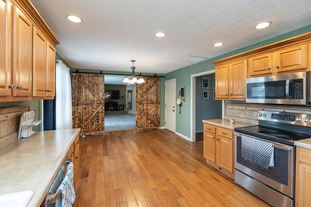 437 Schleter Court, Seymour, IN 47274