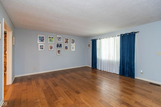 437 Schleter Court, Seymour, IN 47274