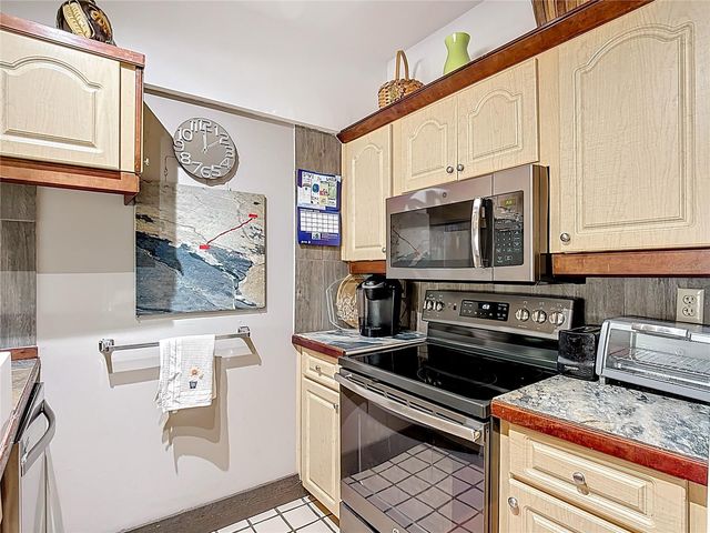 4196 ABBEY COURT 4196, Haines City, FL 33844