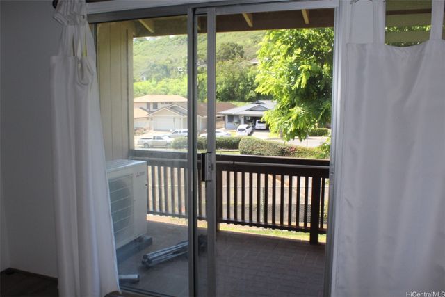 98-597 Kilinoe Street 10F2, Aiea, HI 96701
