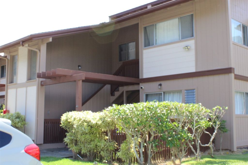 98-597 Kilinoe Street 10F2, Aiea, HI 96701