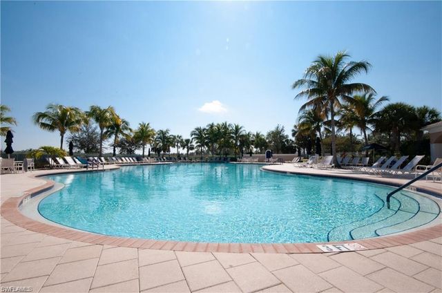 7114 Marconi CT, Naples, FL 34114