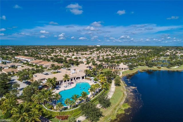 7114 Marconi CT, Naples, FL 34114