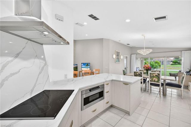 7114 Marconi CT, Naples, FL 34114